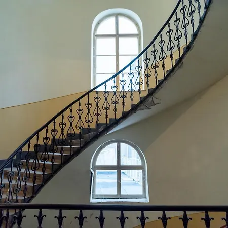 Stylish New With View On New York Palace Apartamento