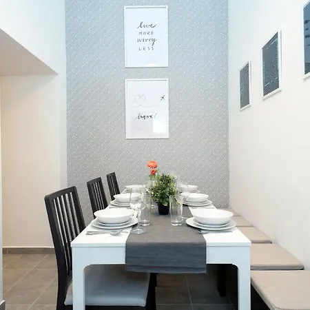 Stylish New With View On New York Palace Apartamento *